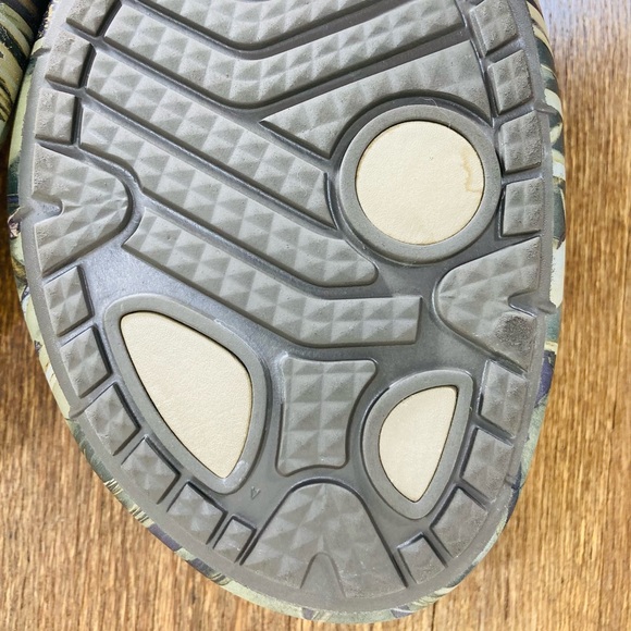 Crocs Realtree Swiftwater Flip Flop Men’s Size 15 Camo - Picture 12 of 12